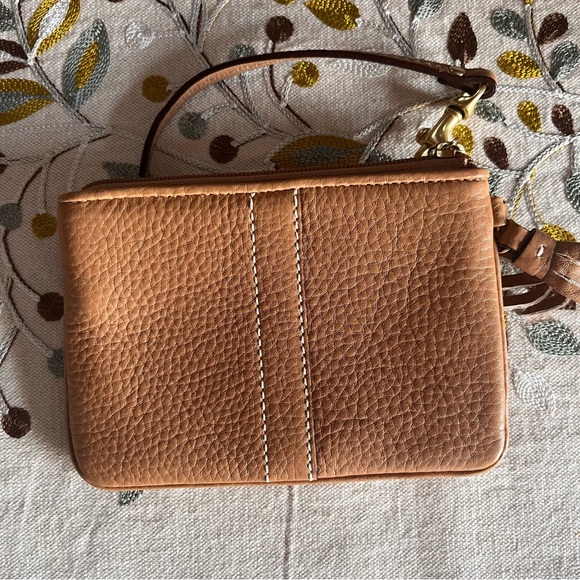 Coach Tan Leather Clutch with Gold Hardware - Picture 5 of 6